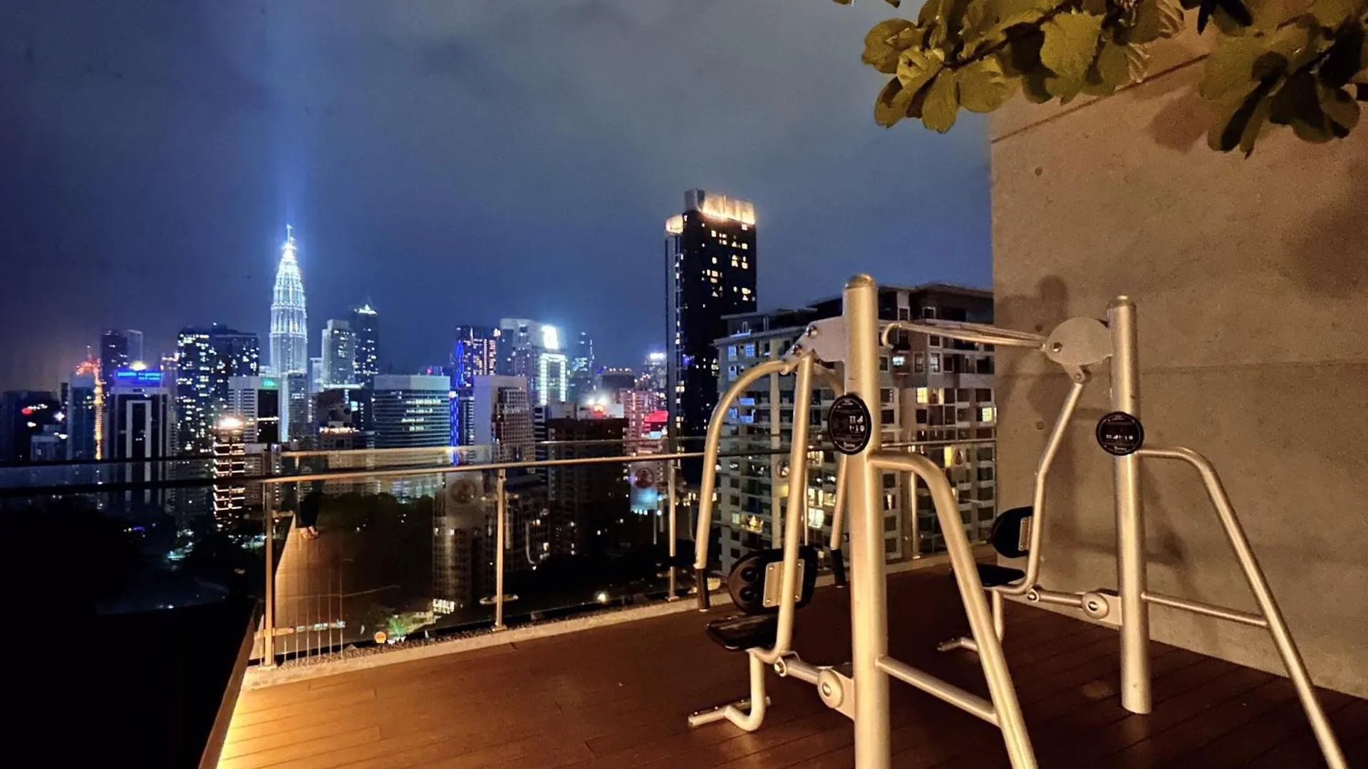 アパート Ceylonz Suites By Manhattan Group クアラルンプール